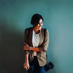 B.STUDIO PHOTOGRAPHY, Imperia orari di apertura