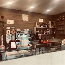 Amazon Counter - BAR GELATERIA DE' MEDICI S.N.C E, Cesano Maderno orari di apertura