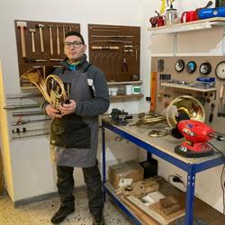 La bottega degli strumenti musicali, Vallelonga orari di apertura