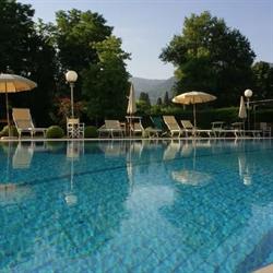 Villa Lazzareschi Case Vacanza, Capannori orari di apertura