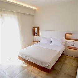 B&B Maestrale, Tropea orari di apertura