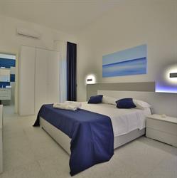 Royal Blue, Porto Cesareo orari di apertura