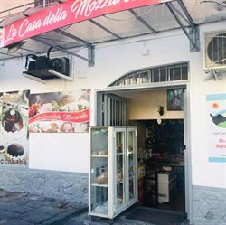 La casa della mozzarella, Pollena Trocchia orari di apertura