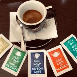 Déjà Vu Cafe, Luras orari di apertura