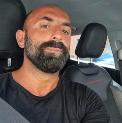 NOLEGGIO A LUNGO E BREVE TERMINE LA SPEZIA, La Spezia orari di apertura