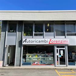 Autoricambi Lorenzini, Regoledo orari di apertura
