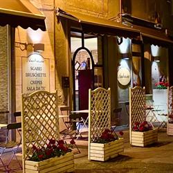 Ambrosia, Sarzana orari di apertura