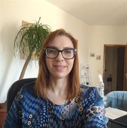 Daniela Mauro, Catanzaro orari di apertura