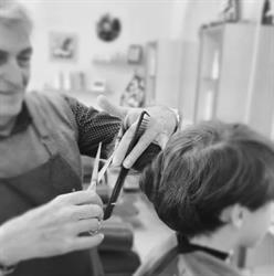 Parrucchiere Per Uomo Lino, Siracusa orari di apertura