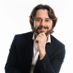 Acropolis Real Estate Agency, Viareggio orari di apertura