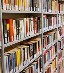 Biblioteca comunale Attilio Brugiamolini, Loreto orari di apertura