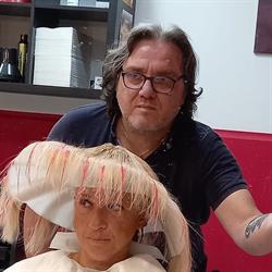 Dacci Un Taglio By David Finocchiaro, Aci Catena orari di apertura