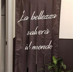 Guida al Benessere, Segni orari di apertura