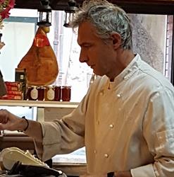 Les Gourmandises, Genova orari di apertura