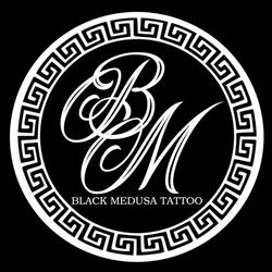 Black Medusa Tattoo, Trani orari di apertura