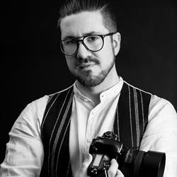 Luca Cruciani, Petriolo orari di apertura