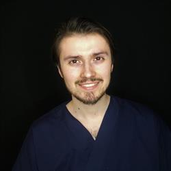 Dott. Andrea Emanuele Luca - Dentista Milano, orari di apertura