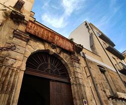 Hotel Patria Autogestito, Palermo orari di apertura