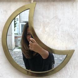 La luna e i falò, Bassano del Grappa orari di apertura