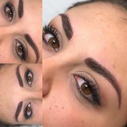 Trucco Permanente Sonia Musciarella, Napoli orari di apertura