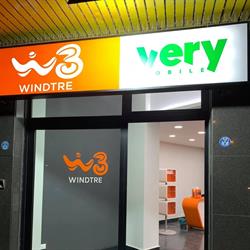 WindTre 5G Foggia - viale Ofanto 169/C, orari di apertura