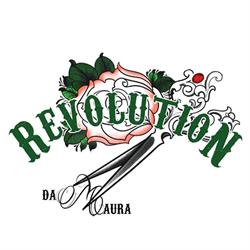 Revolution da Maura, Vernole orari di apertura