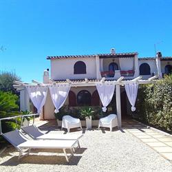 Villamarina42 Bed and Breakfast, 300 MT da spiaggia, Sardegna., Quartu Sant'Elena orari di apertura