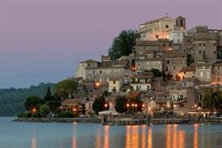 Lavanderia del Lago, Anguillara Sabazia orari di apertura