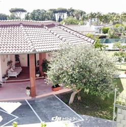 Circeo Home La Mola, San Felice Circeo orari di apertura