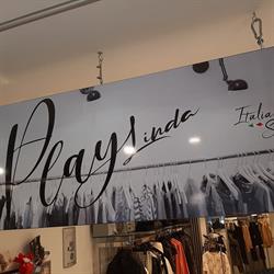 Play di Linda, Este orari di apertura