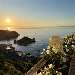Auté Taormina, orari di apertura