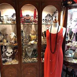 Mantova bijoux vintage La vie en rose, orari di apertura