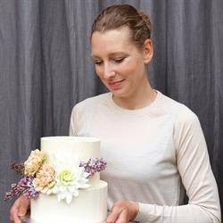 Lisa Bakery Cake Art, Como orari di apertura
