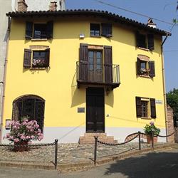 Ferienhaus Altes Backhaus Maranzana im Piemont, orari di apertura