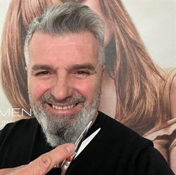 Angelo Mallardo Parrucchiere, Qualiano orari di apertura