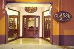 Classe A. Calzature, Favara orari di apertura