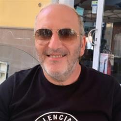 Maurizio Pasqua Parrucchieri, Rende orari di apertura