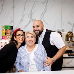 SisterAct ChiaraDino, Amelia orari di apertura