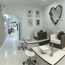 Manicuore Beauty Salon, Firenze orari di apertura