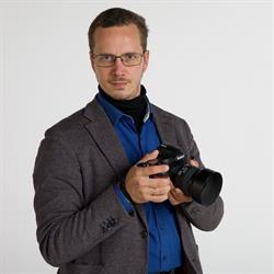Andrea Modena - Fotografia e Grafica, Garda orari di apertura