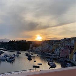 La Lampara, Procida orari di apertura