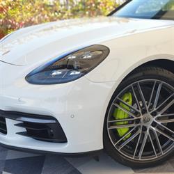 Fashion Car, Bari orari di apertura