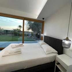Bardolino Luxury, orari di apertura
