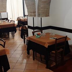 Ristorante Pizzeria La Genovese, Tolentino orari di apertura