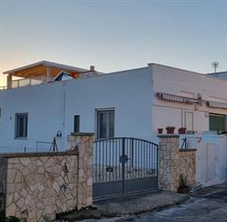 Casa dei Gerani in Salento, Salve orari di apertura