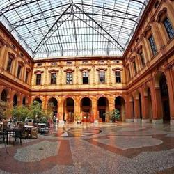 Palazzo ex Borsa Ferrara, orari di apertura