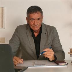 Rossi, Capannori orari di apertura