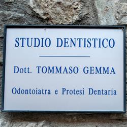Studio Dentistico Dr. Gemma Tommaso, Spoleto orari di apertura