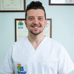 Davide Carli, Carnago orari di apertura