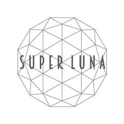 Superluna, Como orari di apertura